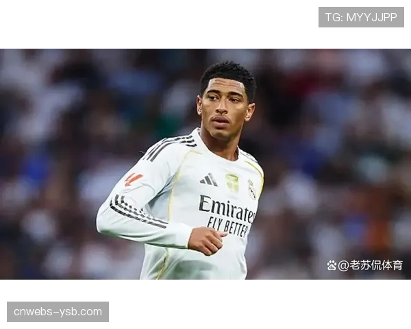 伯纳乌聚焦：贝林厄姆任意球击中横梁，VAR复核未认定进球有效